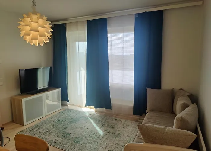 Sweet Home, Keyless, Railway Station, 58m2, Sauna, Balcony, 7th Floor Apartment *